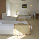 Hotel Elamir