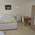 Elamir Kemer