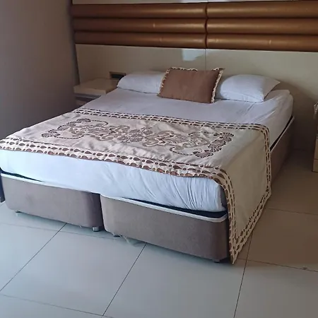 Elamir 4*