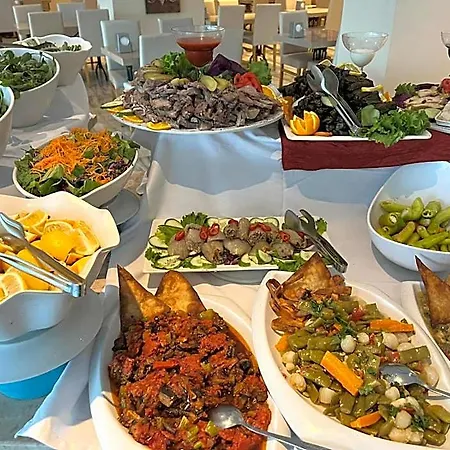 Elamir Otel 4*