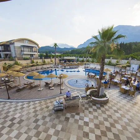 Hotel Elamir 4*