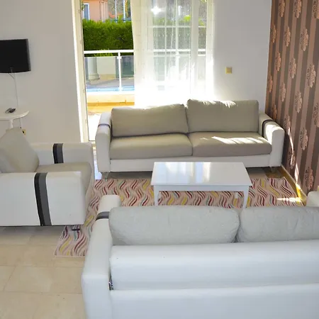 Hotel Elamir 4*