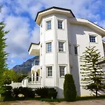 Elamir Hotel 4*