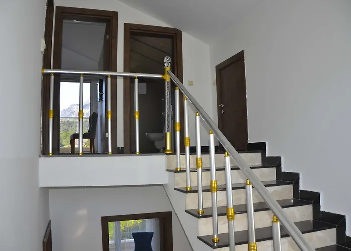 Elamir فندق كمر